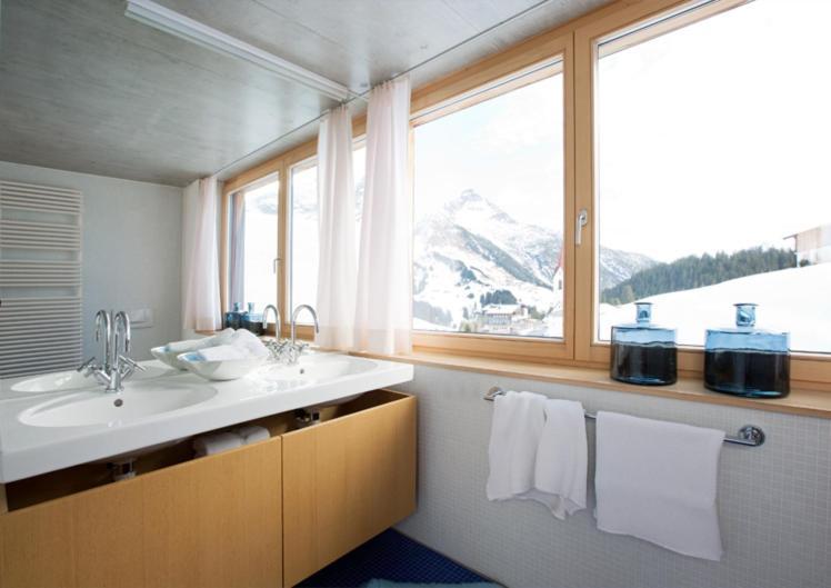 Berg:Doktr Appartements Warth  Bagian luar foto