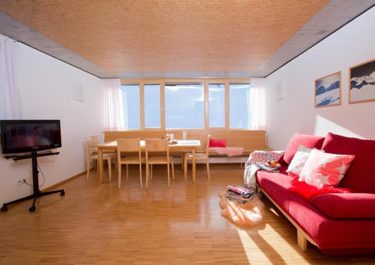 Berg:Doktr Appartements Warth  Bagian luar foto
