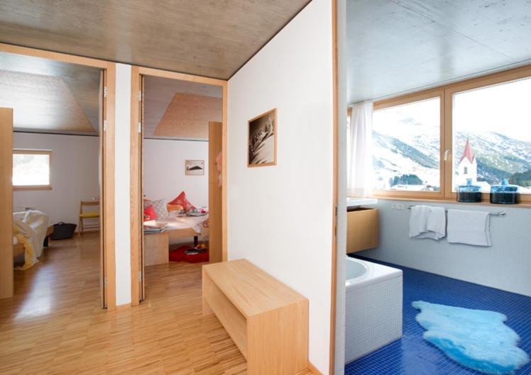 Berg:Doktr Appartements Warth  Bagian luar foto